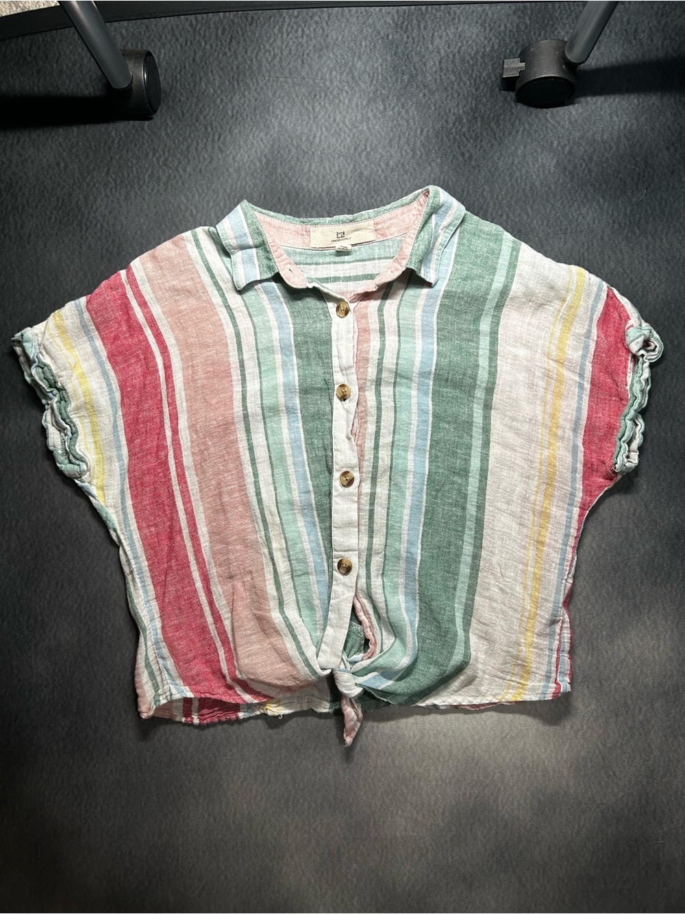 Thread+Supply Linen/cotton Blend Tie front button up top